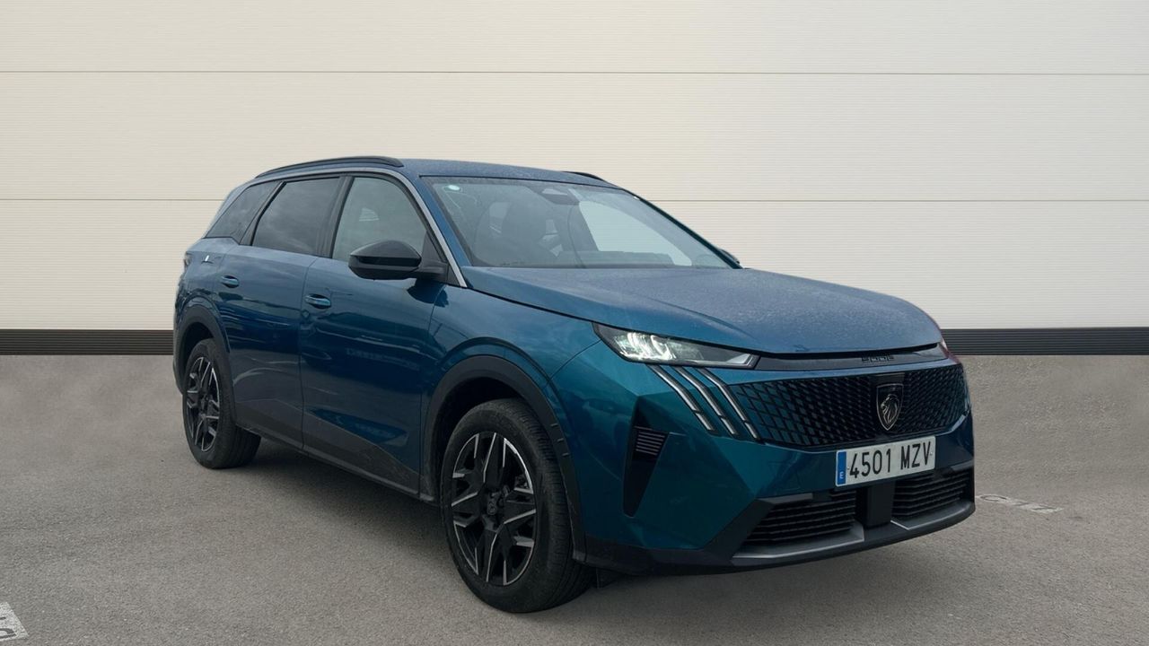 PEUGEOT 5008 (1.2 MHEV HYBRID 107KW ALLURE EDCS6 145 5P 7 Plazas) en Madrid