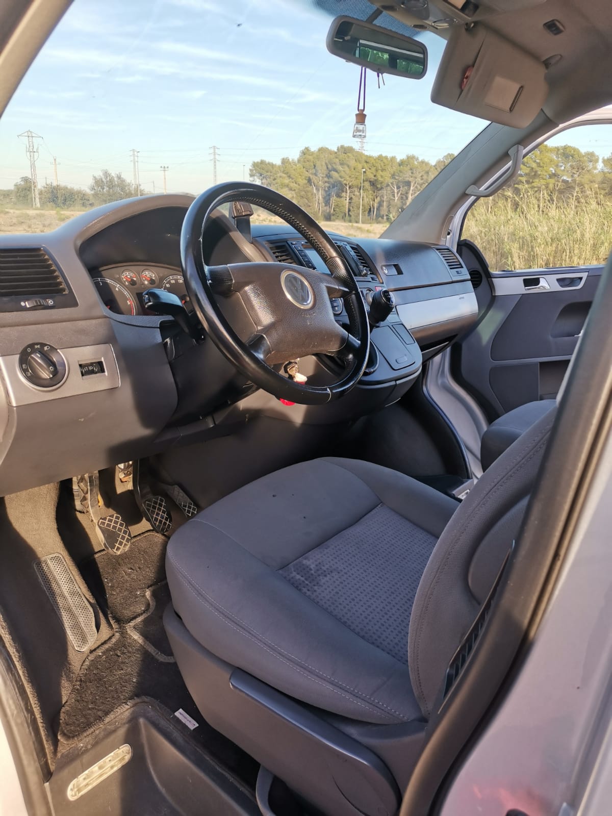 Foto del VOLKSWAGEN Multivan 2.5TDI Comfortline 174