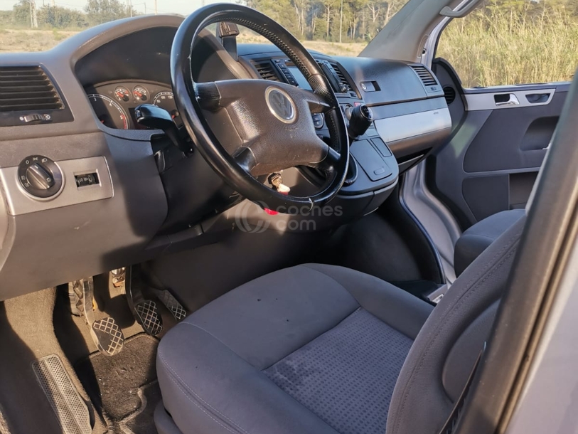 Foto del VOLKSWAGEN Multivan 2.5TDI Comfortline 174