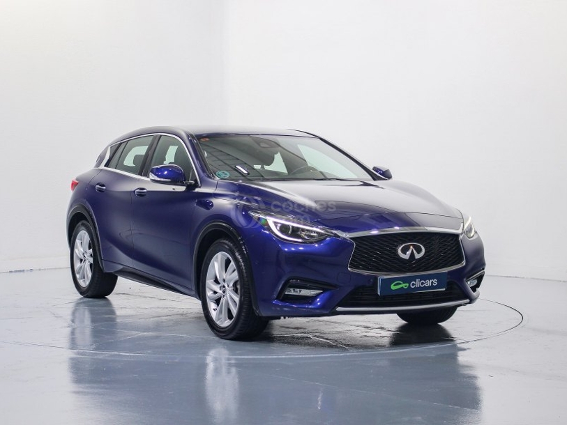 Foto del INFINITI Q30 1.6tc Premium Tech 7DCT 156