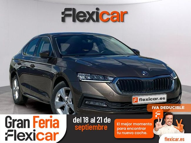 SKODA Octavia (1.5 TSI m-HEV 110kW (150CV) DSG Ambition) en Navarra