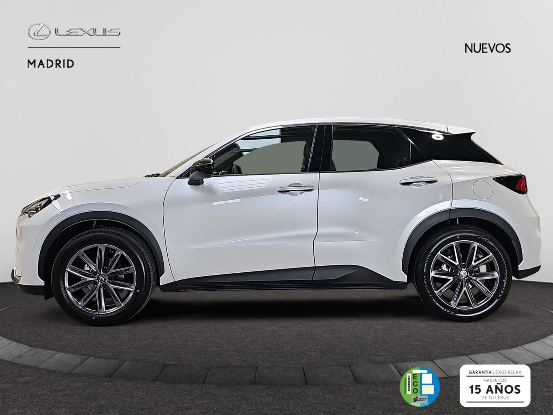 Imagen 3 de LEXUS LBX