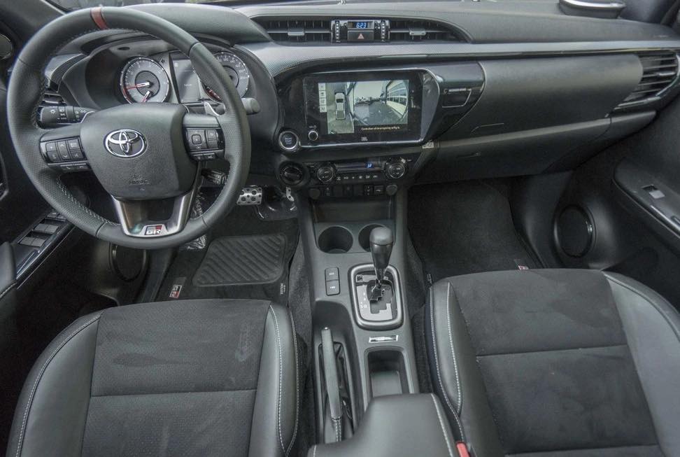 Foto del TOYOTA Hilux Doble Cabina GR Sport