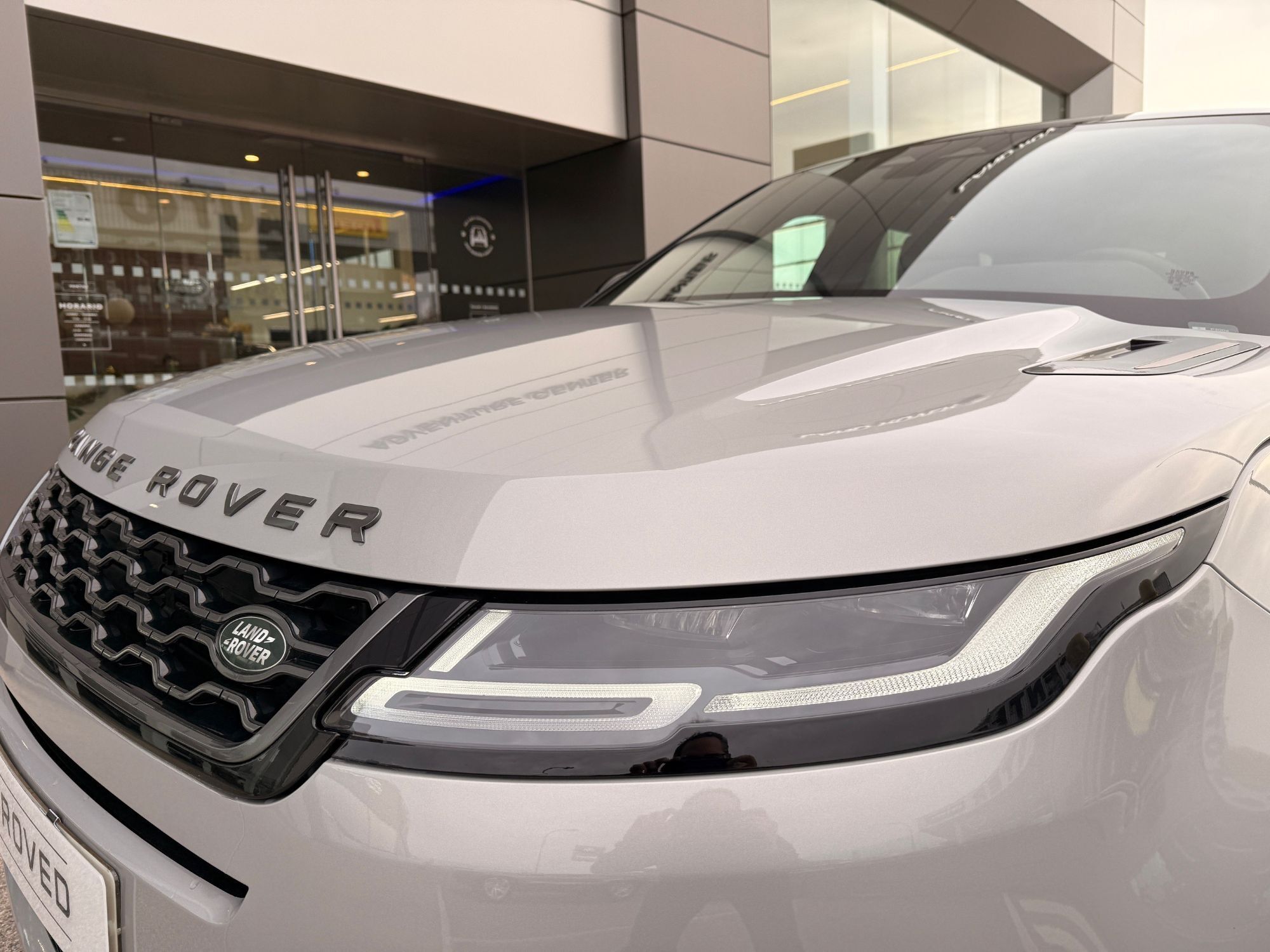 LAND ROVER Range Rover Evoque (1.5 I3 PHEV R-Dynamic S AWD Auto) en Madrid