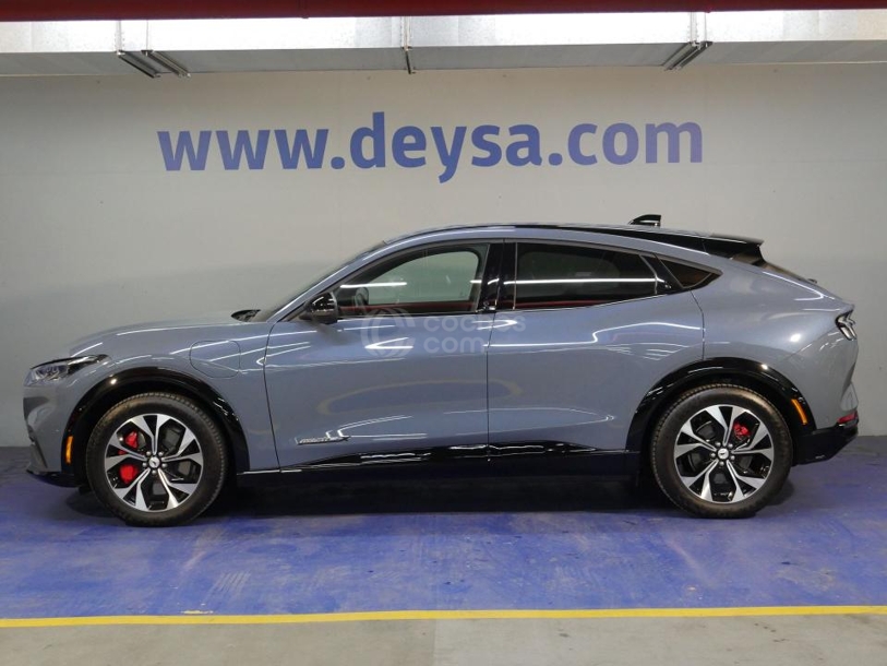 Foto del FORD Mustang Mach-E AWD Rango estandar