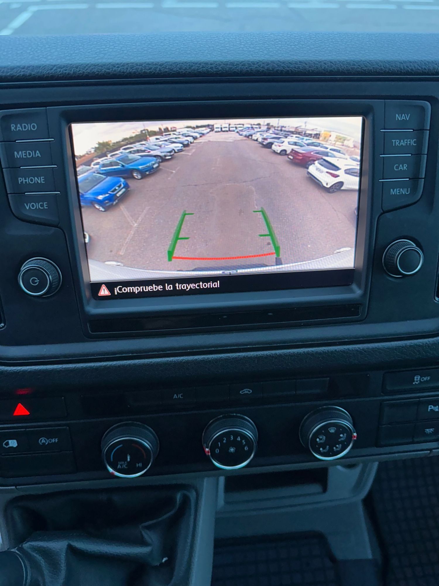 Foto del VOLKSWAGEN Crafter Furgón 2.0TDI SCR 30 BM L3H2 103kW