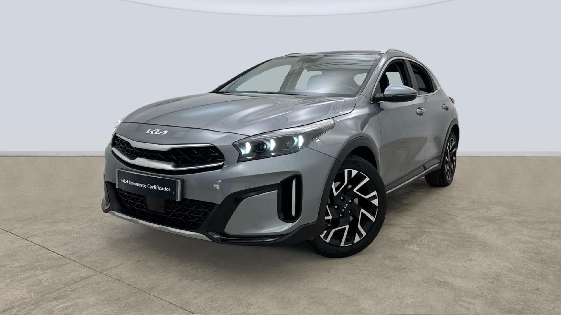 KIA XCeed (1.6 MHEV iMT Tech 100 kW (136 CV)) en Barcelona