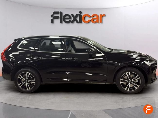 Foto del VOLVO XC60 B4 Momentum AWD Aut.