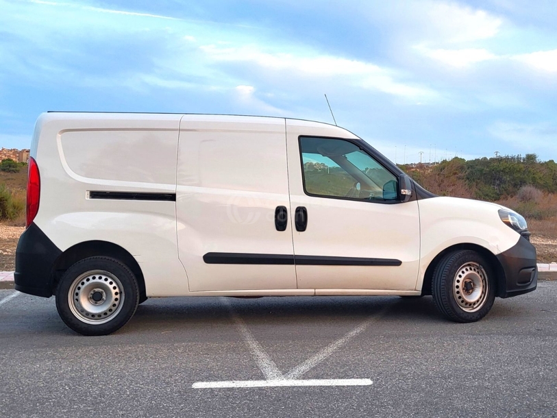 Foto del FIAT Dobló Cargo 1.6Mjt Base Maxi C. Aum.