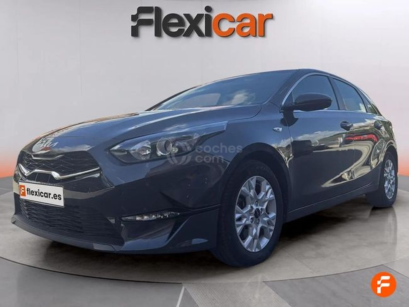 Foto del KIA Ceed 1.6 MHEV iMT Drive 136