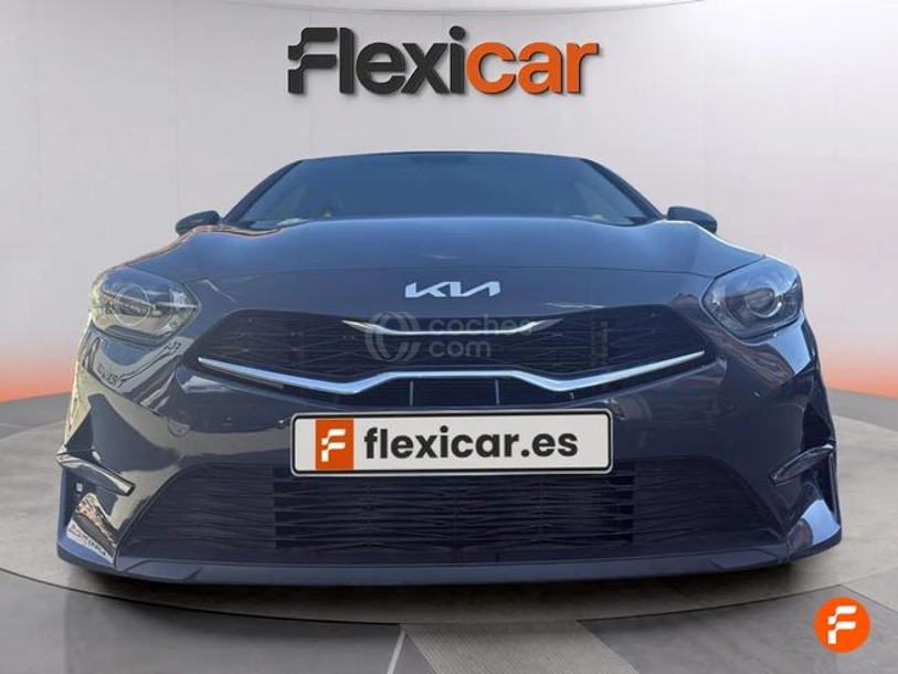 Foto del KIA Ceed 1.6 MHEV iMT Drive 136