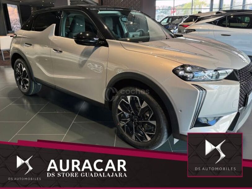 Foto del DS DS4 DS 4 Hybrid Etoile Alcantara 136 Aut.