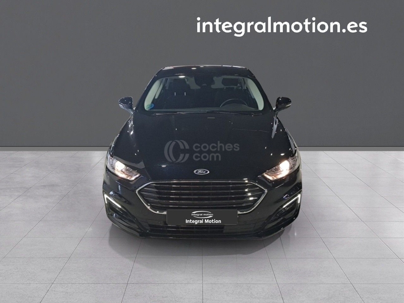 Foto del FORD Mondeo Sedán 2.0 HEV Titanium