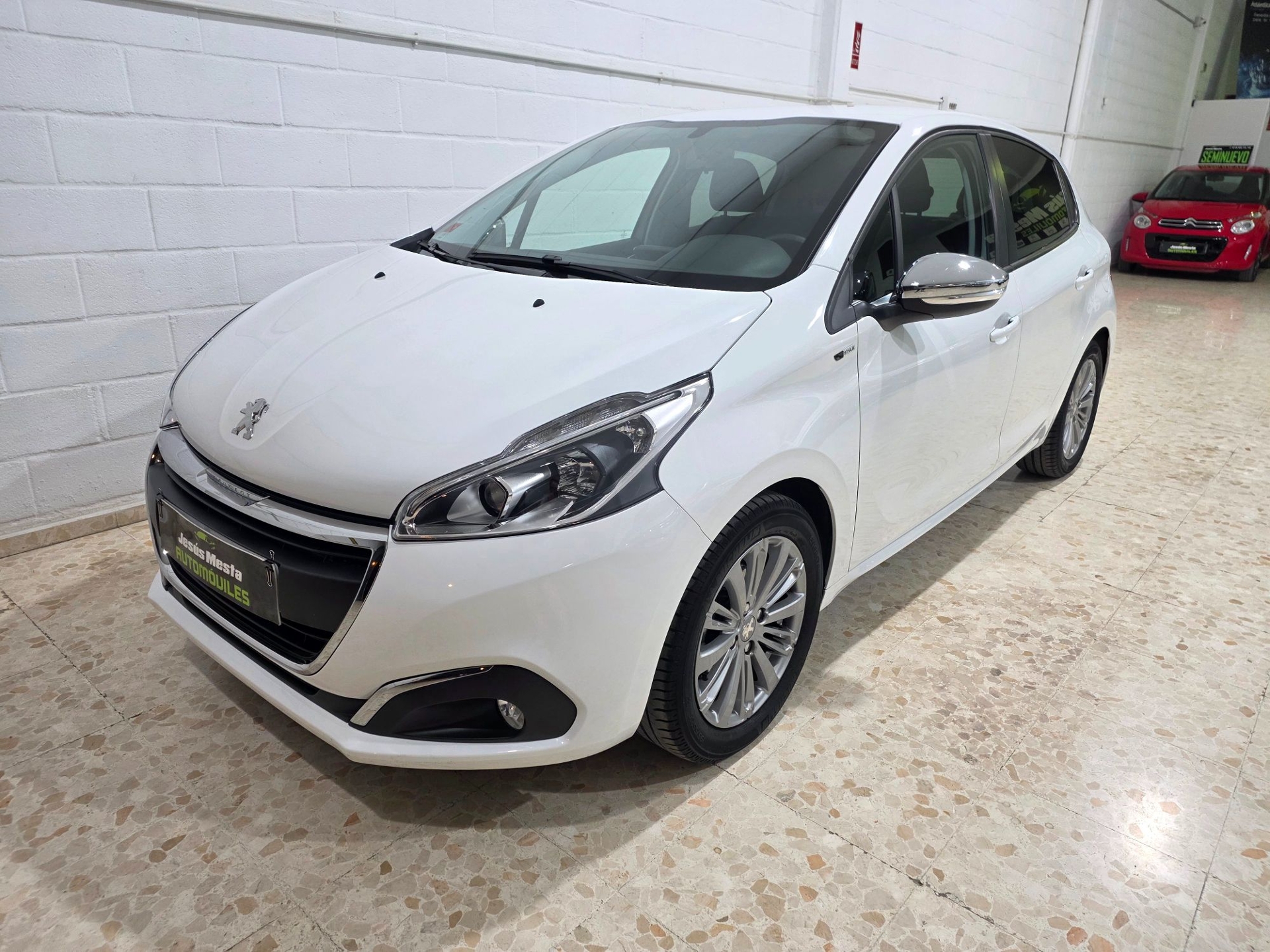 Imagen de PEUGEOT 208
