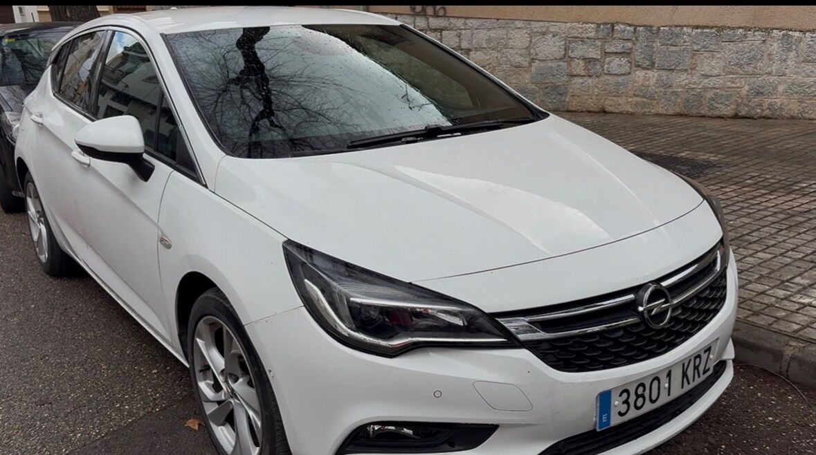 Foto del OPEL Astra ST 1.6CDTi Business + 136 Aut.