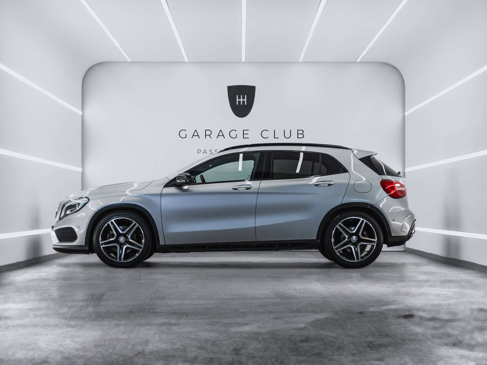 Foto del MERCEDES Clase GLA GLA 220CDI Urban 4Matic 7G-DCT