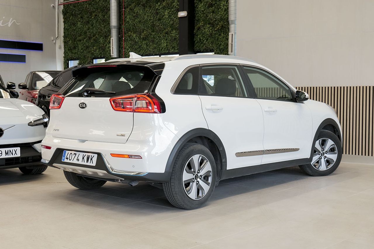 Foto del KIA Niro 1.6 PHEV Drive