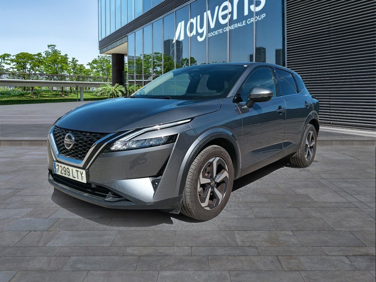 NISSAN Qashqai (DIG-T 140 mHEV N-Connecta 4x2 103 kW (140 CV)) en Madrid