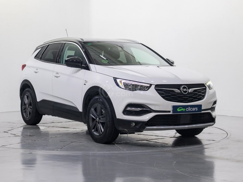 Foto del OPEL Grandland X 1.2T S&S 120 Aniversario Aut. 130