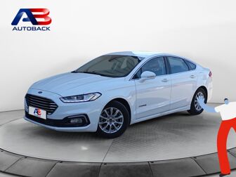 Imagen de FORD Mondeo Sedán 2.0 HEV Titanium