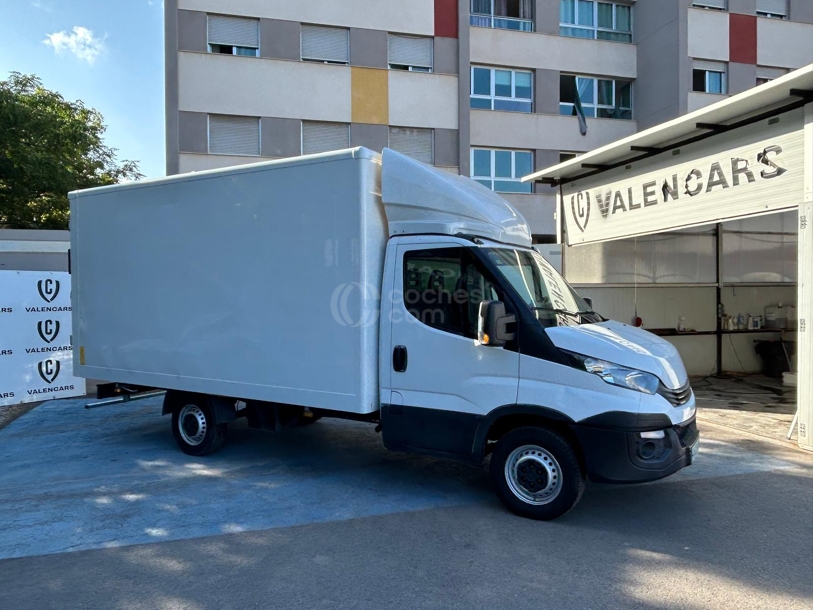 Foto del IVECO Daily Chasis Cabina 35C14 3000 136