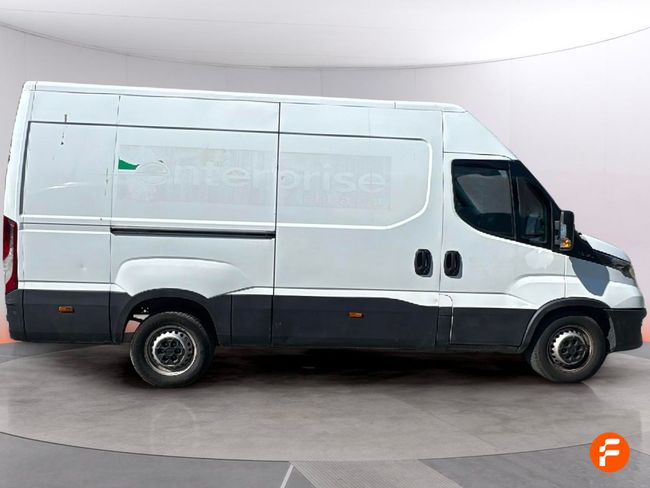 Foto del IVECO Daily Furgón 33S16 V 3000 H1 7.3 156