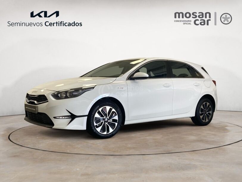 Foto del KIA Ceed 1.0 MHEV Drive DCT 100