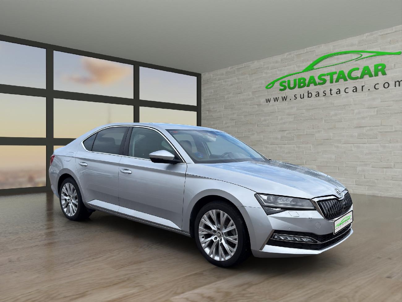 Foto del SKODA Superb Combi 1.4 TSI iV P-HEV Style DSG
