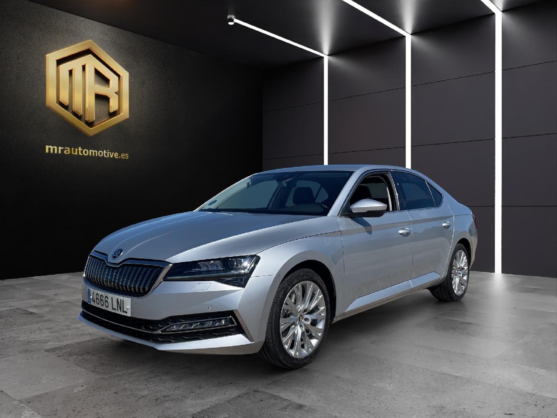 Imagen de SKODA Superb