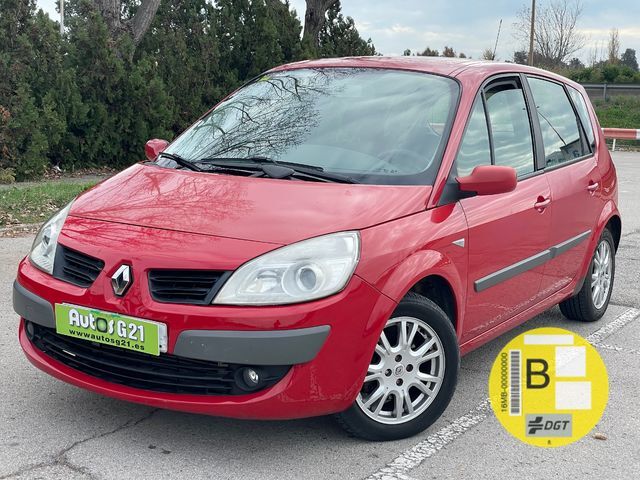 RENAULT Scenic (Dynamique eco2 1.5 dCi 63 kW (85 CV)) en Barcelona