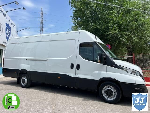 Foto del IVECO Daily Furgón 35S16 V 4100 H3 18.0 156