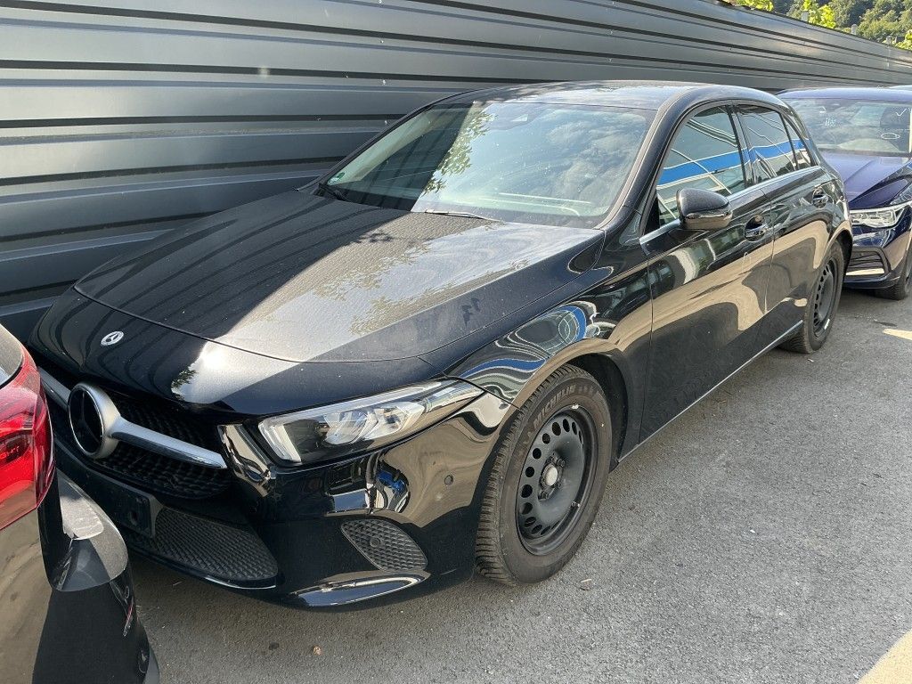 Foto del MERCEDES Clase A A 200d 8G-DCT