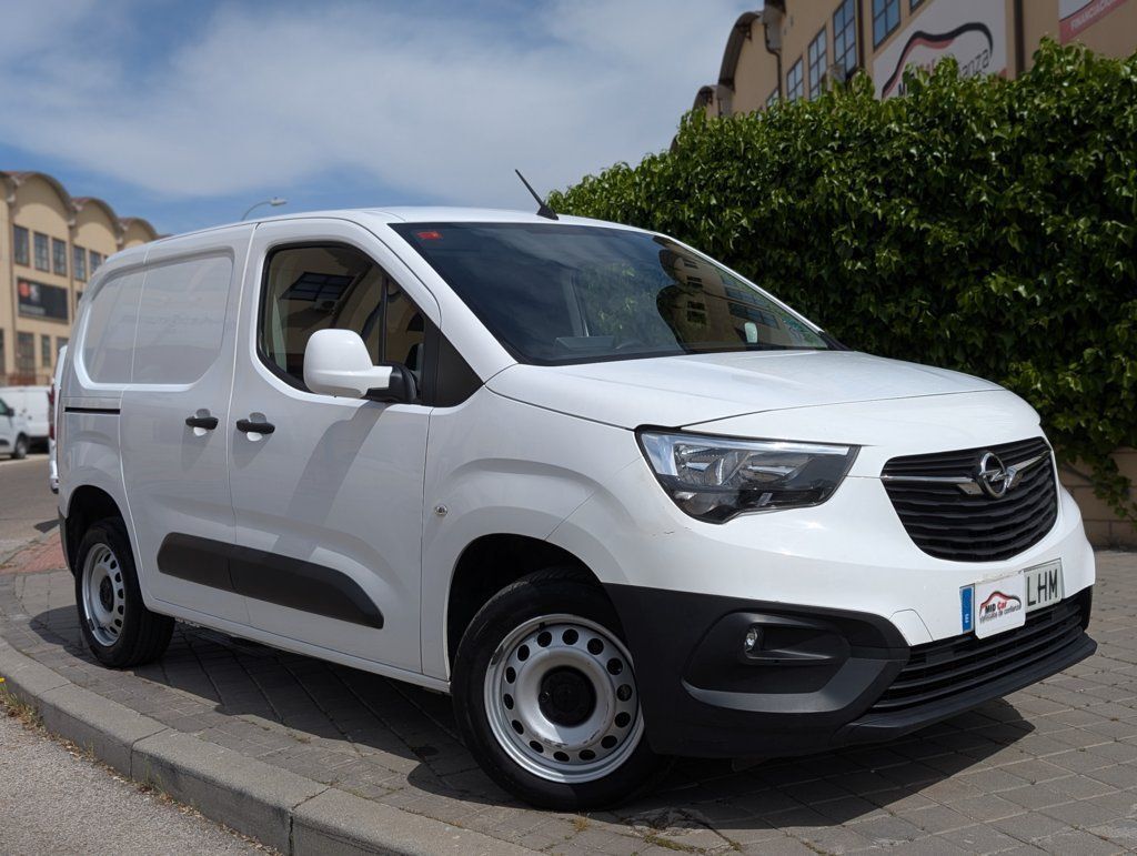 Foto del OPEL Combo Cargo 1.5TD S&S L 1000 Select 100