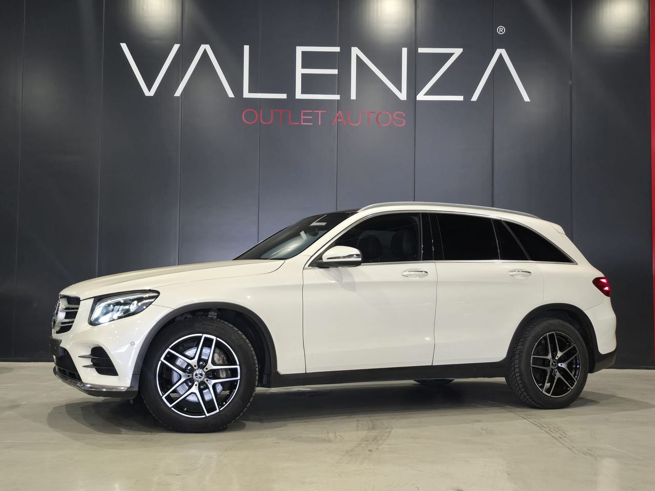 MERCEDES Clase GLC (250 4MATIC AMG LINE) en Córdoba