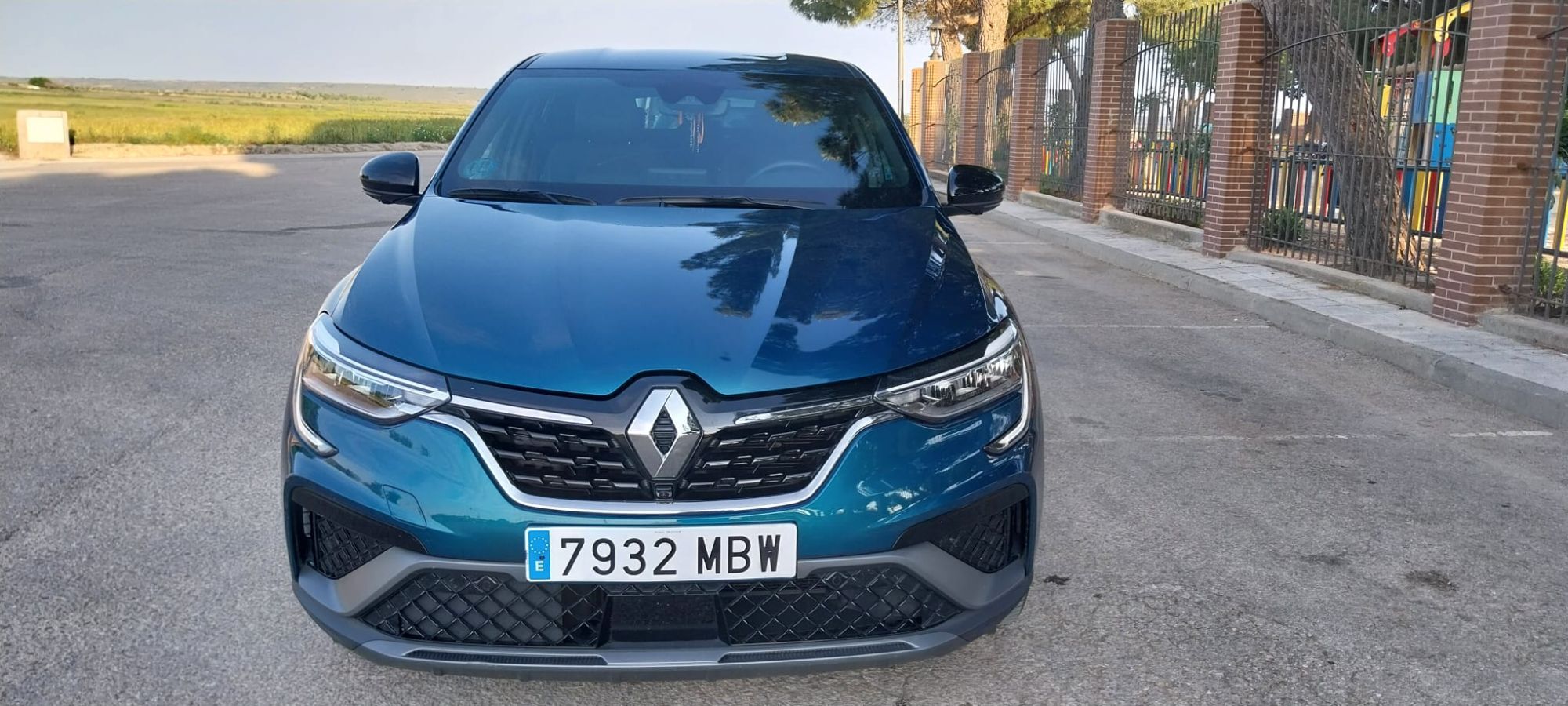 Foto del RENAULT Arkana 1.6 E-Tech R.S.Line Fast Track 105kW