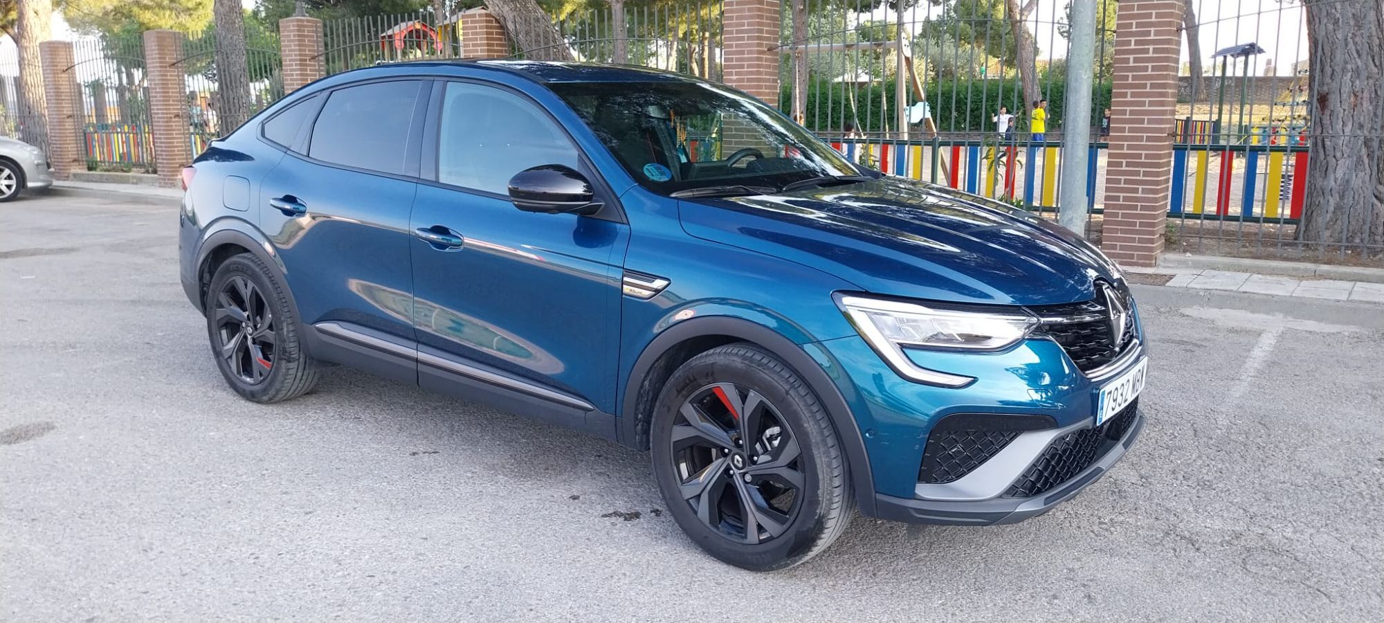 Foto del RENAULT Arkana 1.6 E-Tech R.S.Line Fast Track 105kW