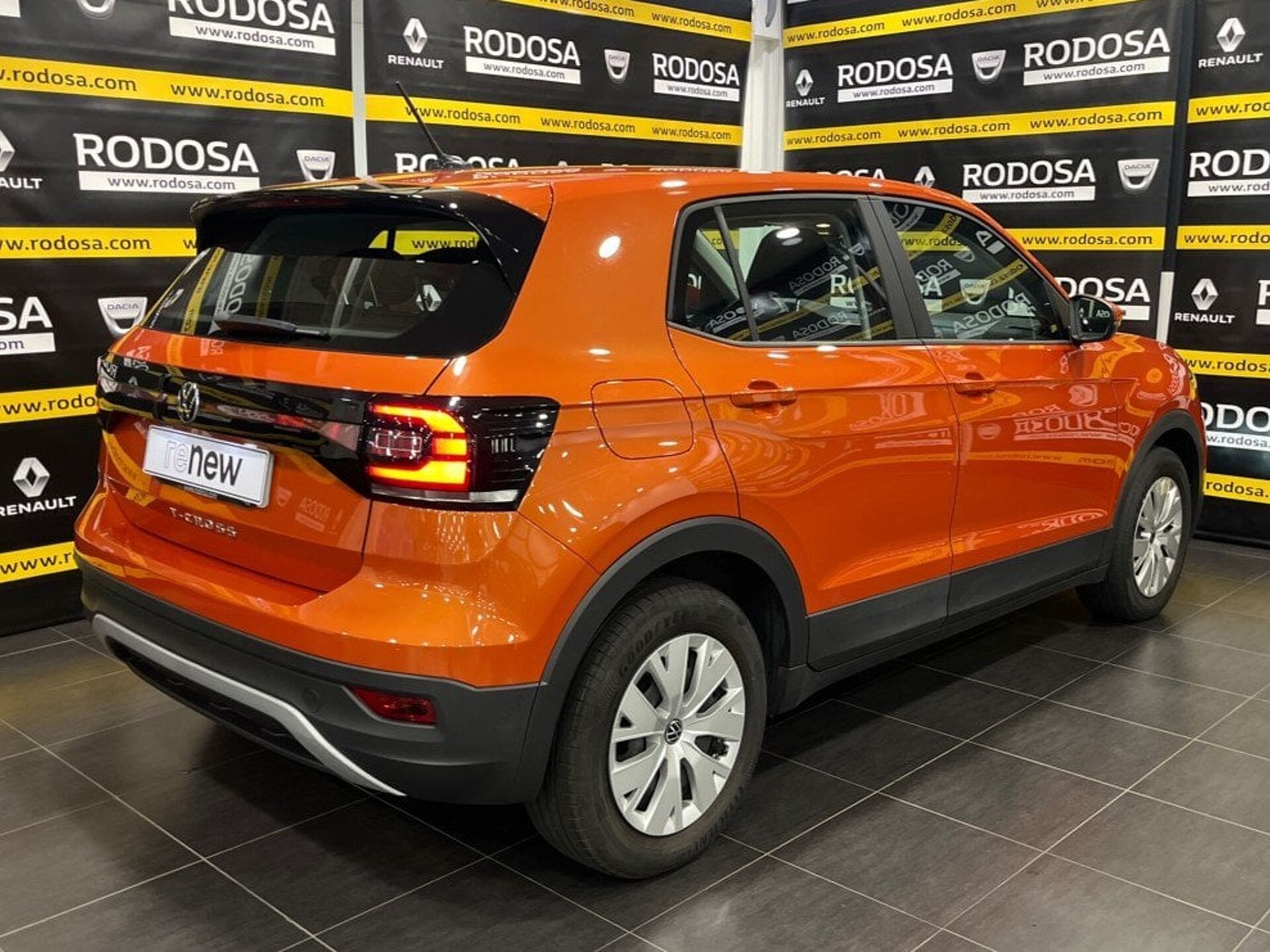 Imagen 2 de VOLKSWAGEN T-Cross