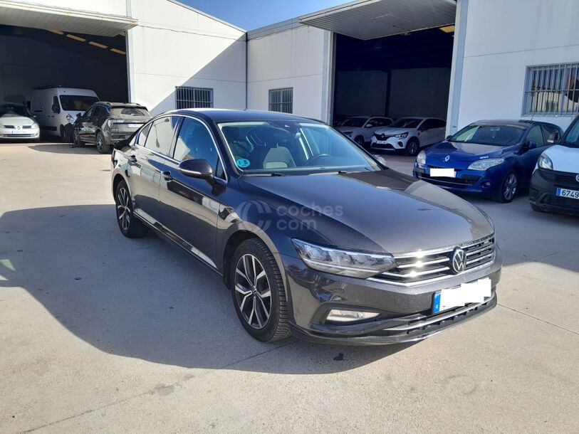 Foto del VOLKSWAGEN Passat Variant 2.0TDI EVO Executive 110kW