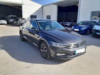 Imagen de VOLKSWAGEN Passat Variant 2.0TDI EVO Executive 110kW