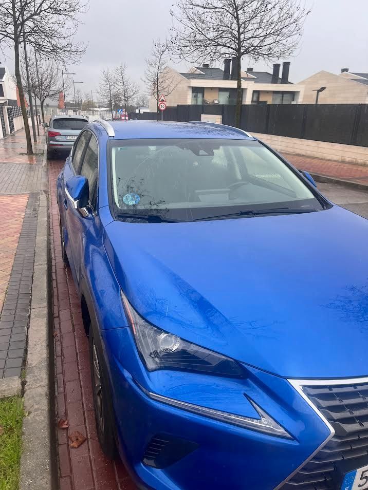 Foto del LEXUS NX 300h Business Navigation 2WD