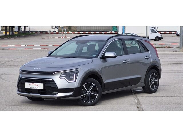 KIA Niro (1.6 GDi HEV Híbrido Drive 104 kW (141 CV)) en Barcelona