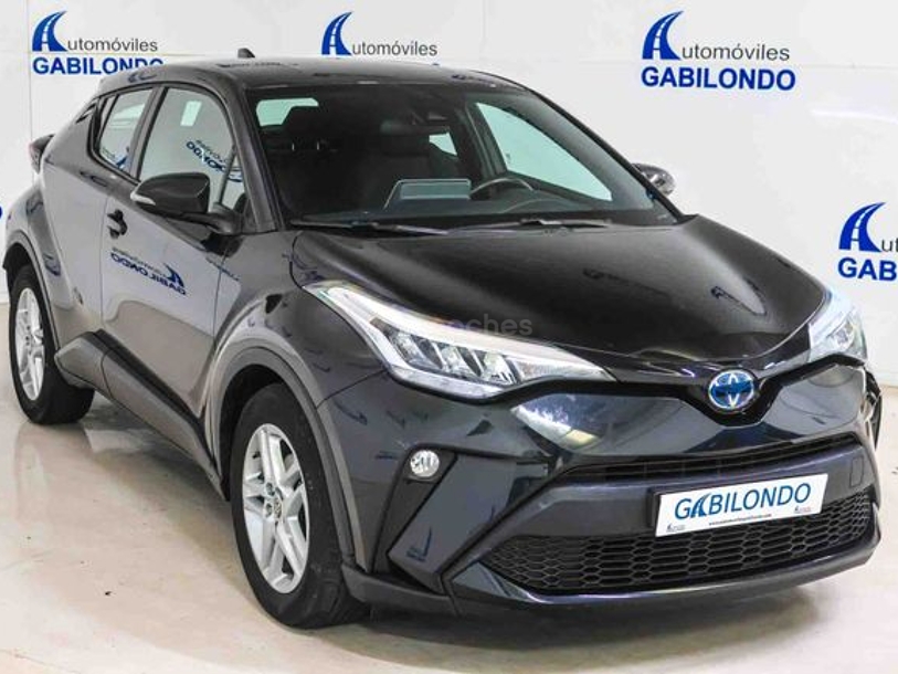 Foto del TOYOTA C-HR 125H Advance