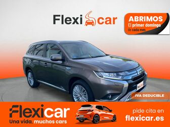 Imagen de MITSUBISHI Outlander PHEV Kaiteki 4WD