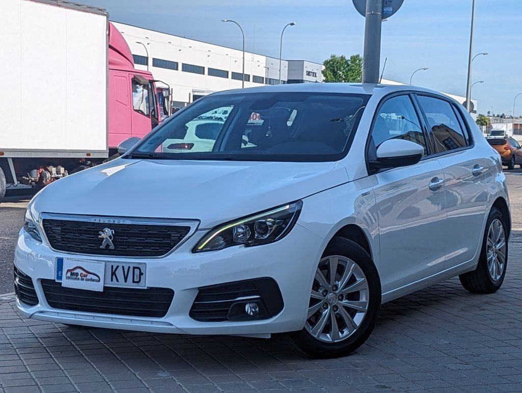 PEUGEOT 308 (1.5BlueHDi S&S Style 130) en Madrid