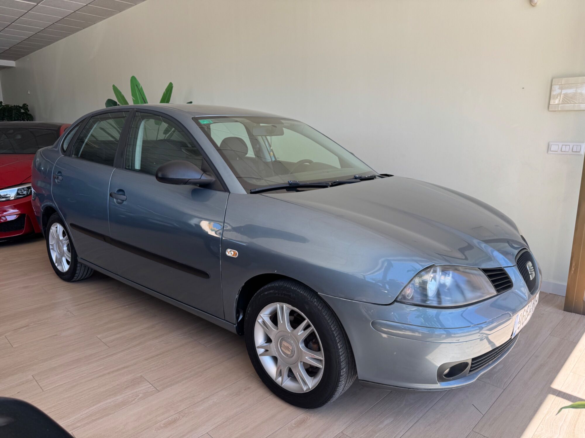 SEAT Córdoba (1.4TDI Reference 80) en Cádiz
