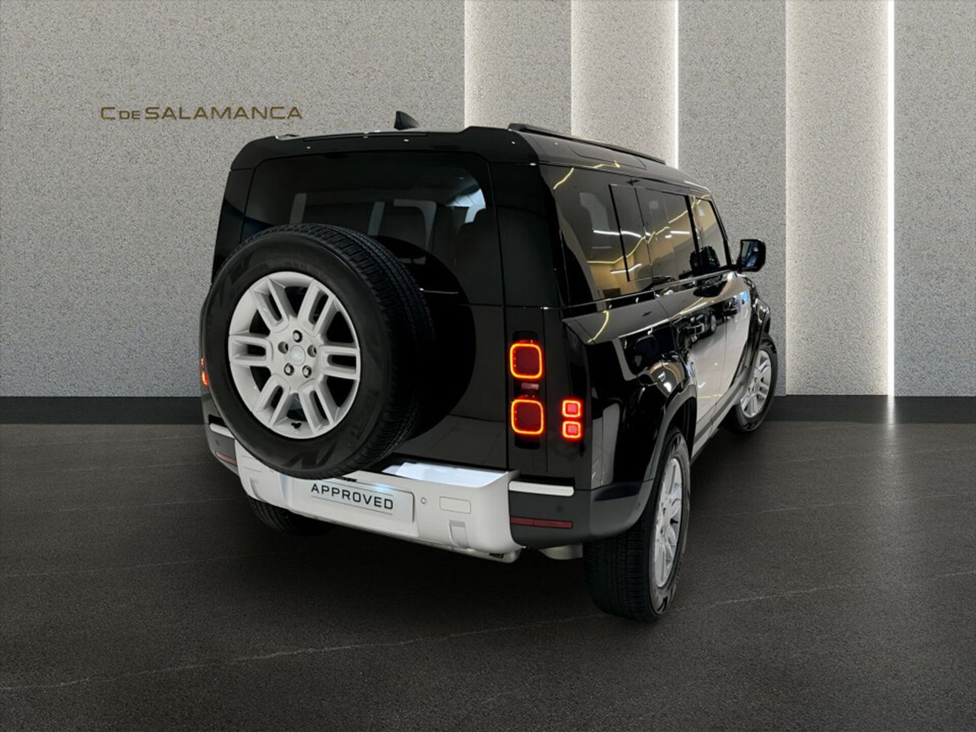 Imagen 2 de LAND ROVER Defender