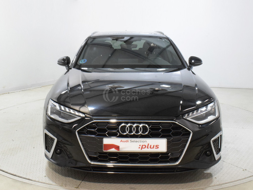 Foto del AUDI A4 Avant 35 TDI Black line S tronic 120kW