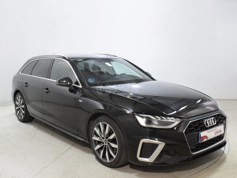 Foto del AUDI A4 Avant 35 TDI Black line S tronic 120kW
