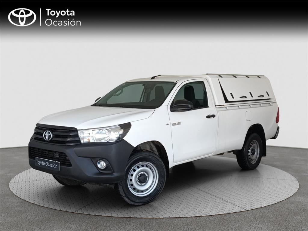 TOYOTA Hilux (Cab Sencilla GX 2.4 150D T/M 6v (4x4)) en Madrid