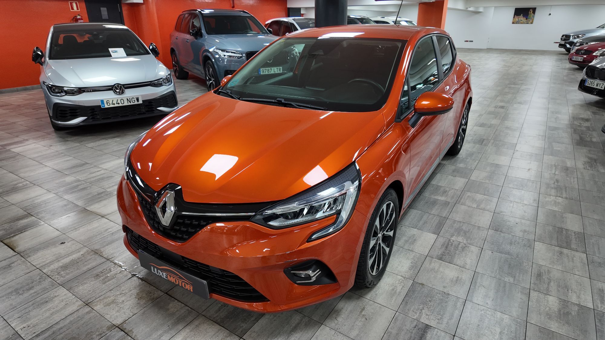 RENAULT Clio (TCe Intens 67kW) en Madrid